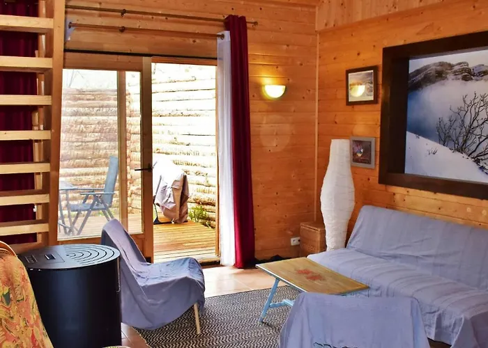 Au-Dela Des Nuages - Maison D\'Hotes Insolite, Gite, Spa