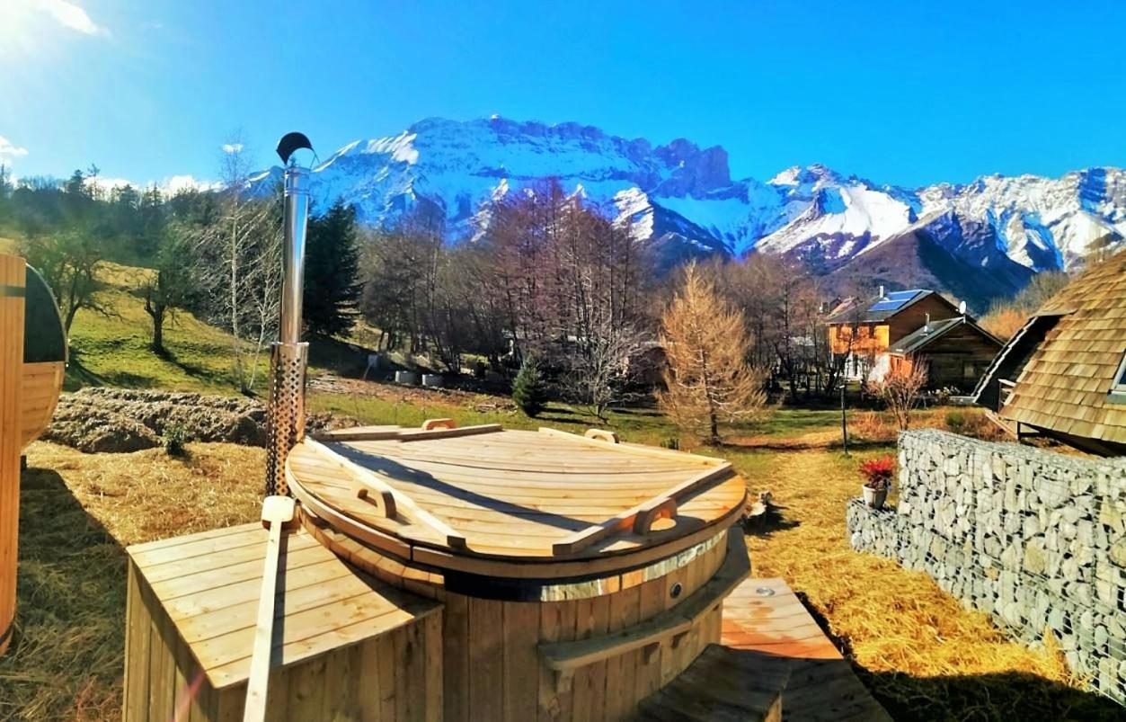 Maison d'hôtes Au-dela Des Nuages, Insolite&spa Aubessagne