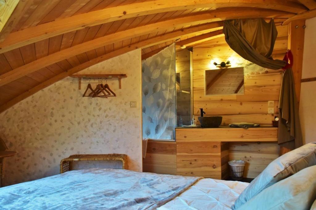 Guest house Au-dela Des Nuages, Insolite & Aubessagne