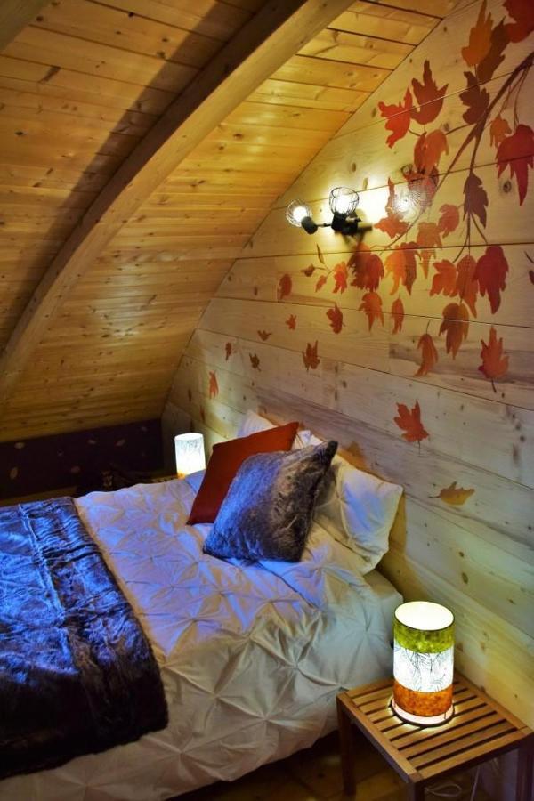 Au-dela Des Nuages, Insolite & Guest house Aubessagne