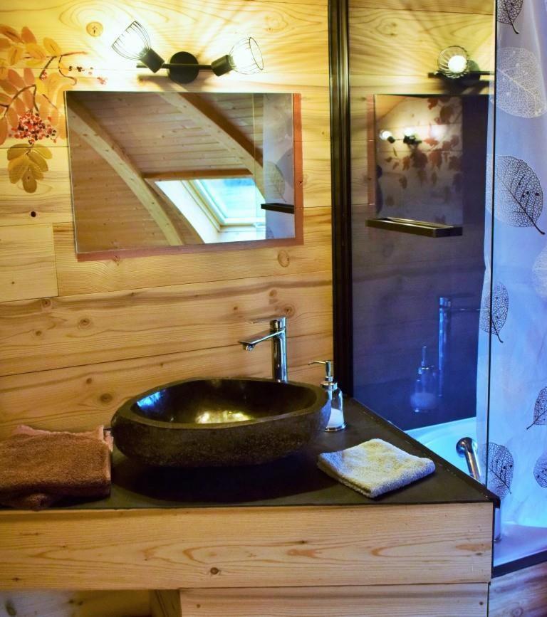 Au-dela Des Nuages, Insolite&spa Maison d'hôtes Aubessagne